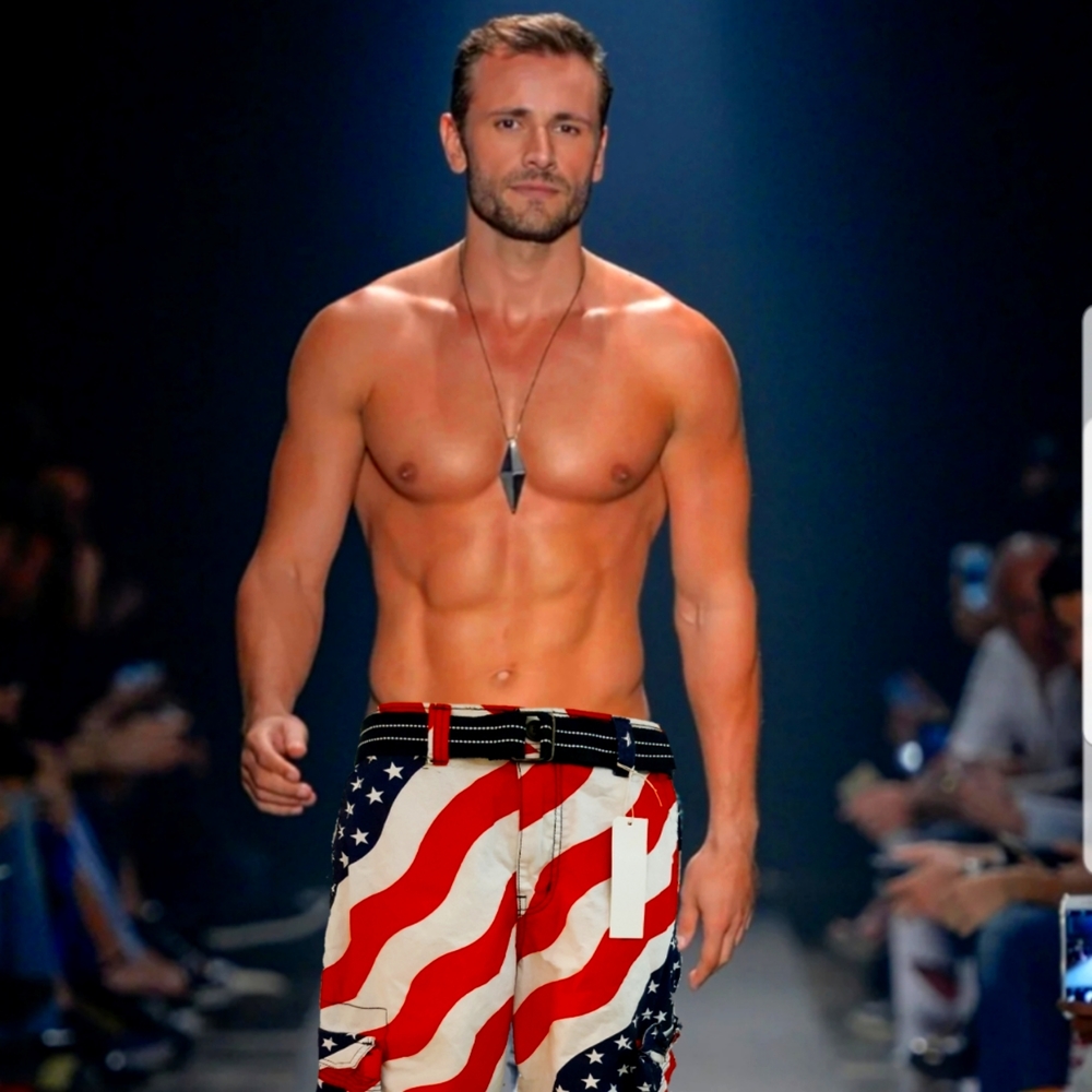 4july USA ❤limited edition short NEW